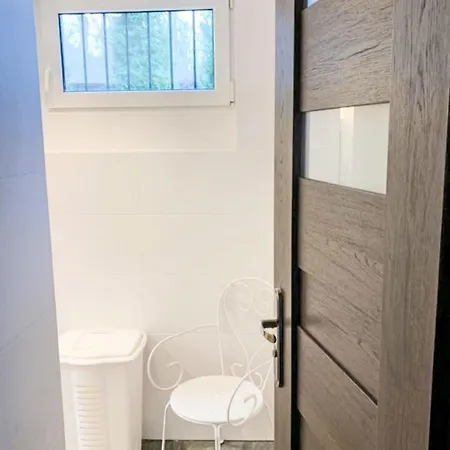 Semesterbostad Pod Debami By Interhome *